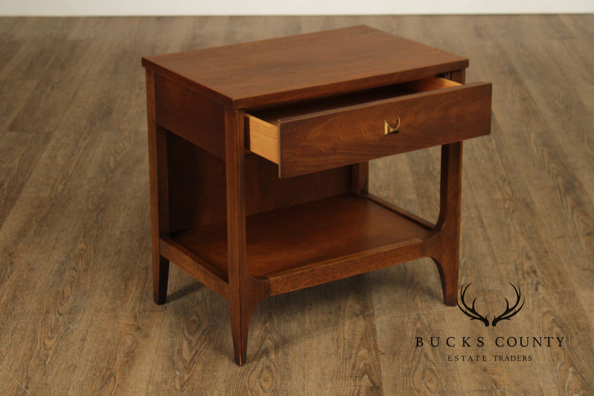 Broyhill Brasilia Mid-Century Modern Walnut One-Drawer Nightstand