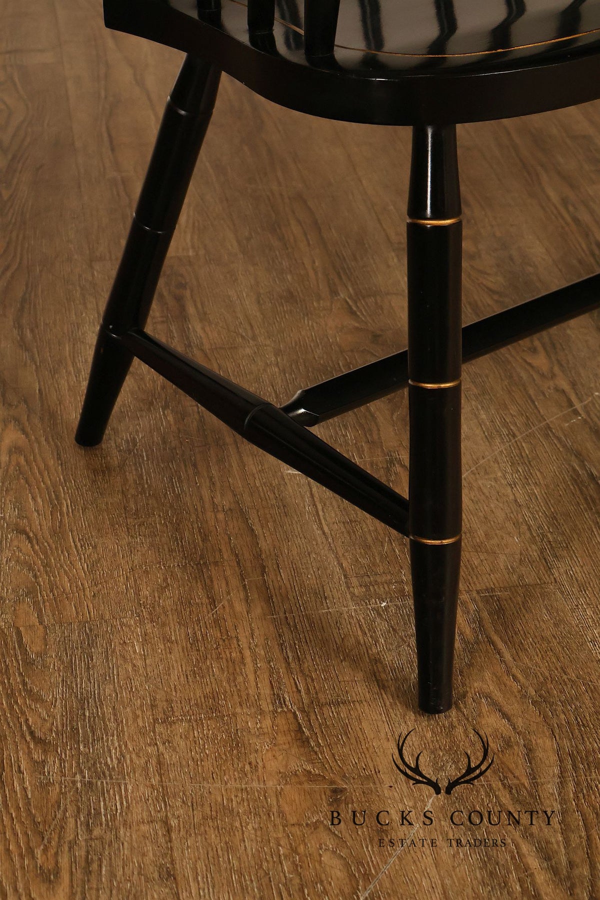 Nichols & Stone Black Stenciled Windsor Bench