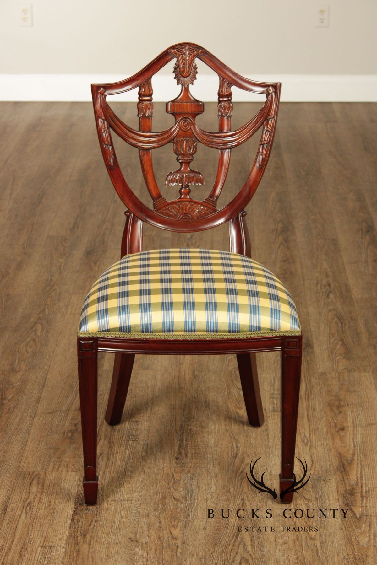 Maitland Smith Hepplewhite Style Set Of Seven Shield Back Mahogany Dining Chairs