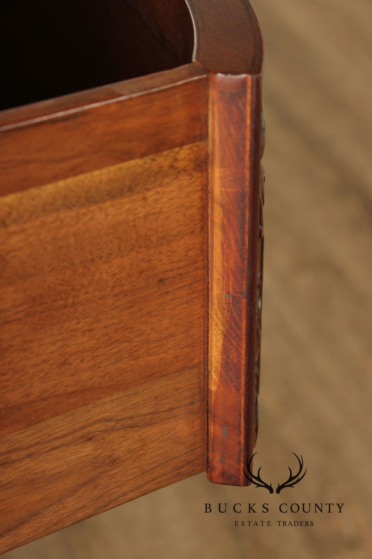 1930's Georgian Style Carved Mahogany Pair Of Four Drawers Chests