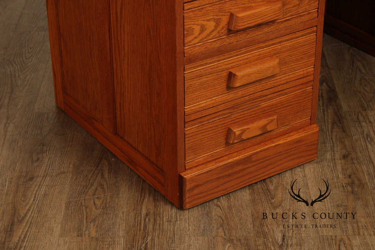 Custom Quality Traditional Solid Oak Kneehole Desk