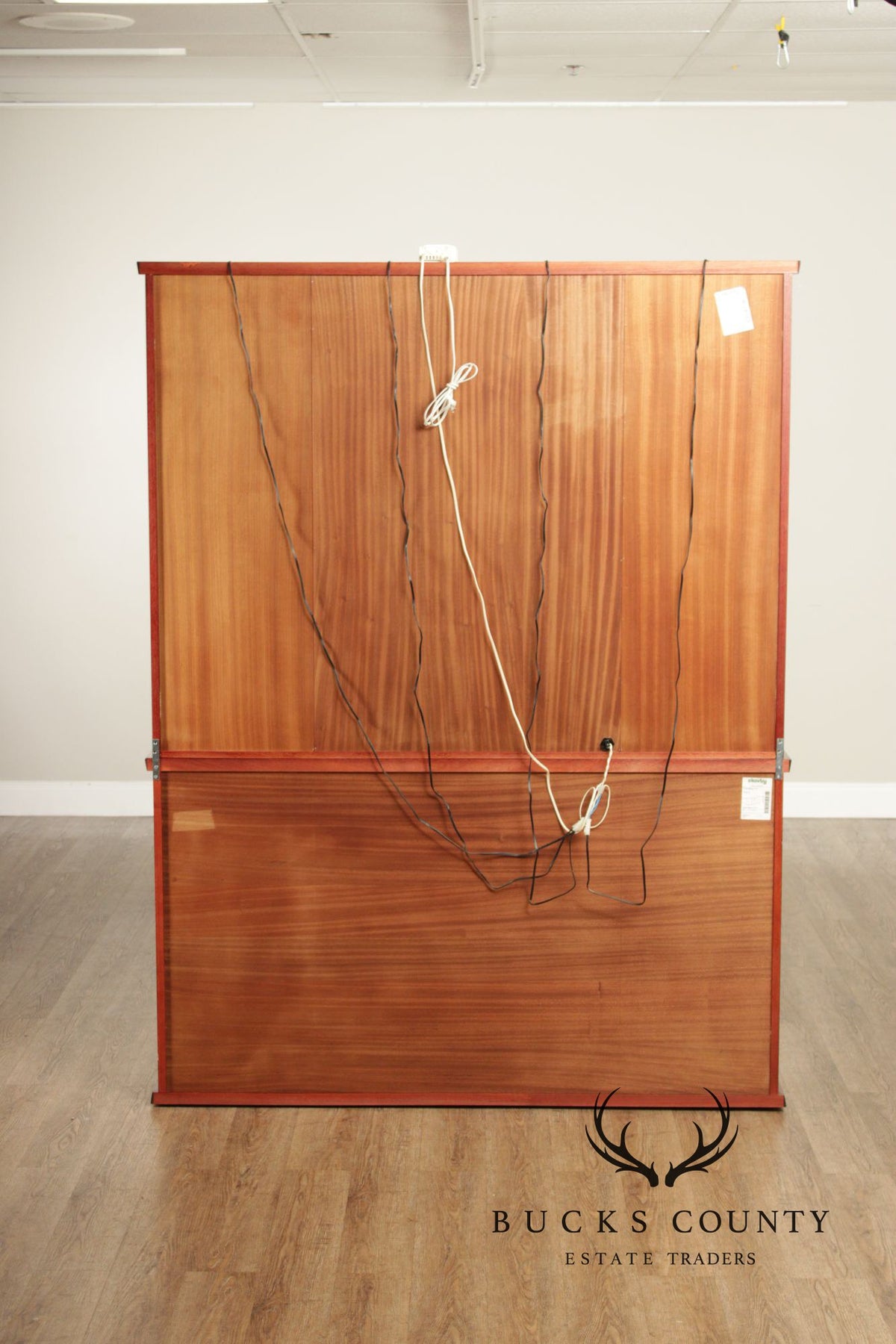Skovby Danish Modern Rosewood China Cabinet Sideboard