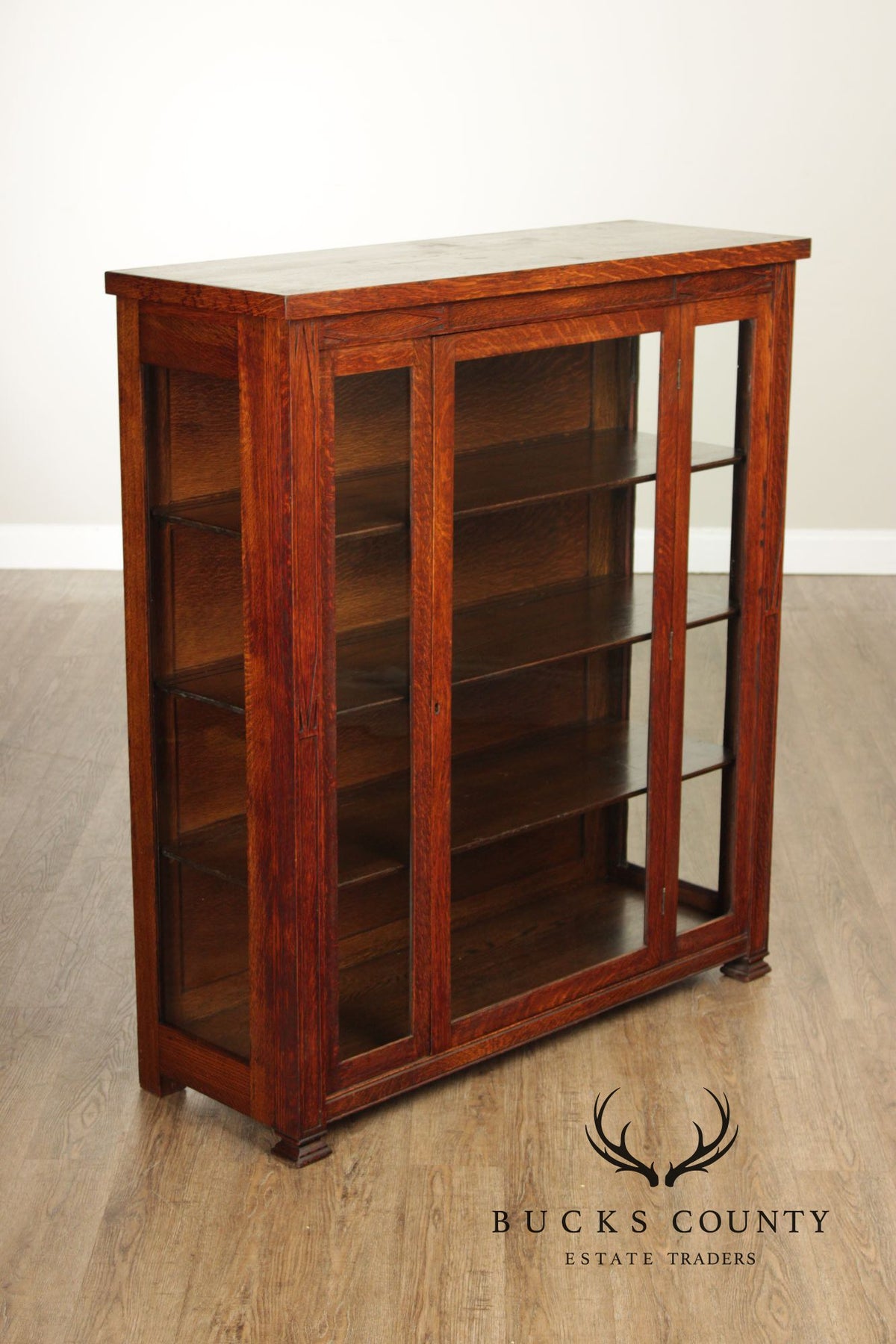 Mission Style Antique Arts & Crafts Oak Display Cabinet