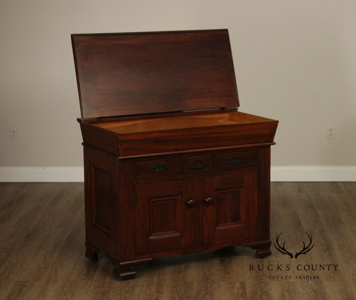 Antique American Country Poplar Dry Sink Cabinet