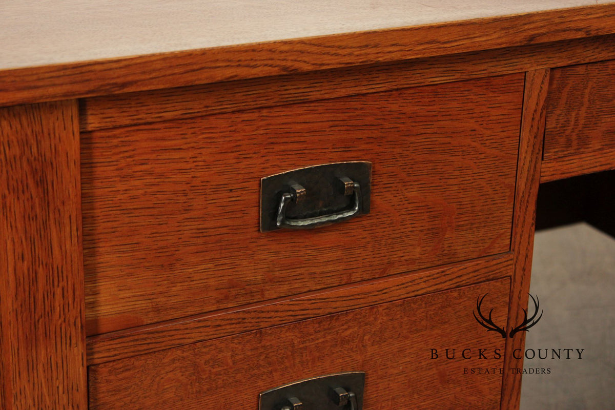 Stickley Mission Collection Oak Executive Desk