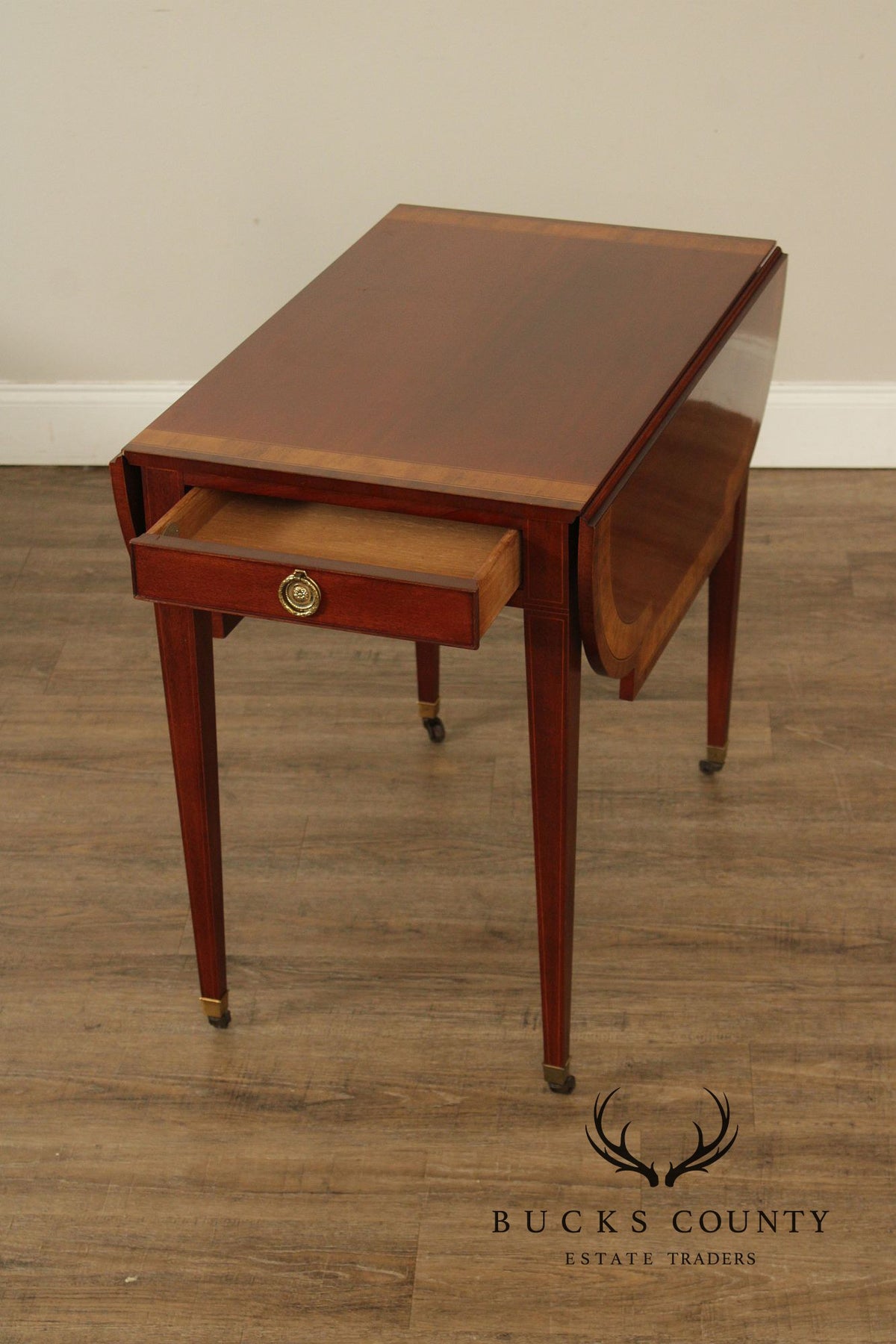Baker Hepplewhite Style Mahogany Pembroke Drop-Leaf Table