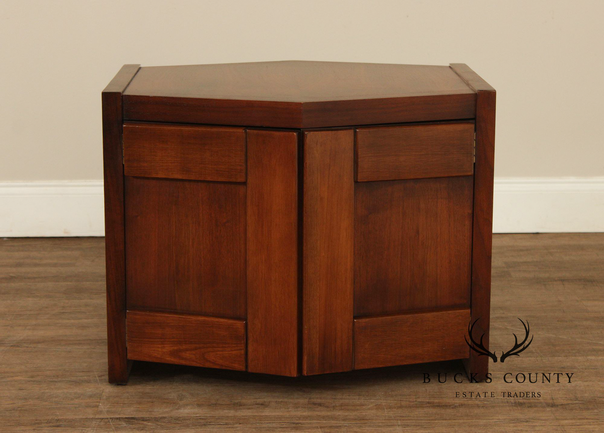 Lane Furniture Mid Century Modern Walnut Cabinet End Table