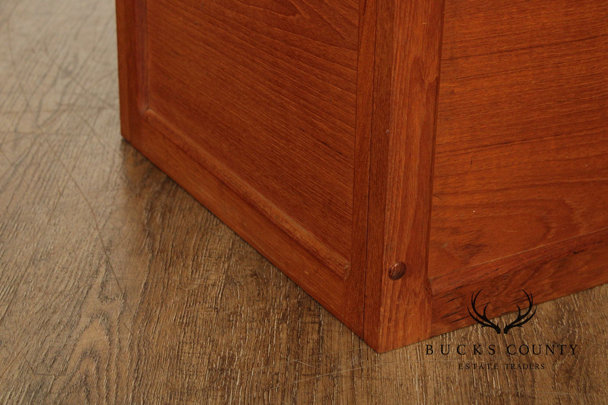 Teak N'Yu Danish Modern Style Teak Blanket Chest