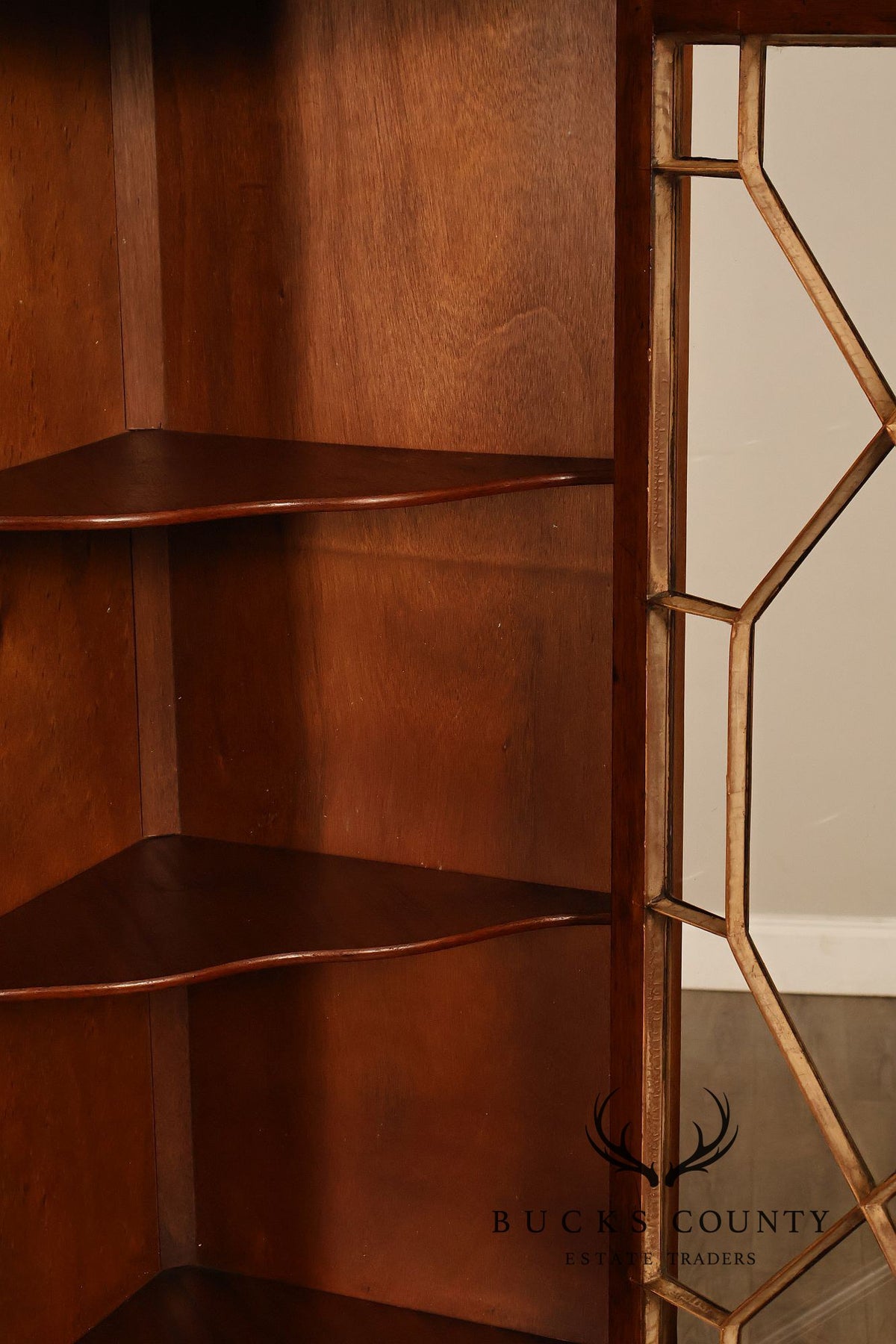 Georgian Style Narrow Mahogany Corner Cabinet With Geometric Glass Door