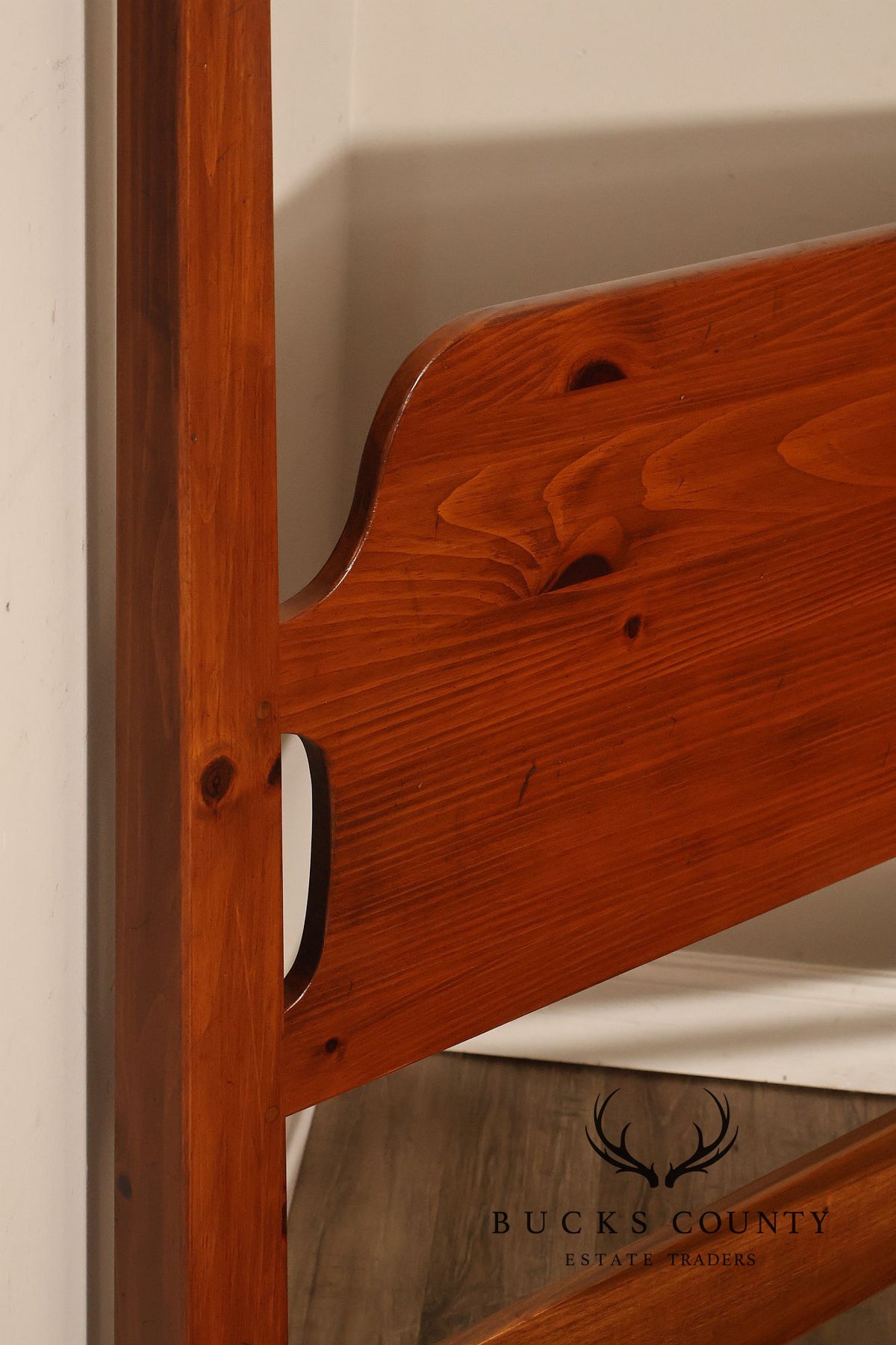 Ethan Allen Shaker Style Pine Pencil Post Queen Bed