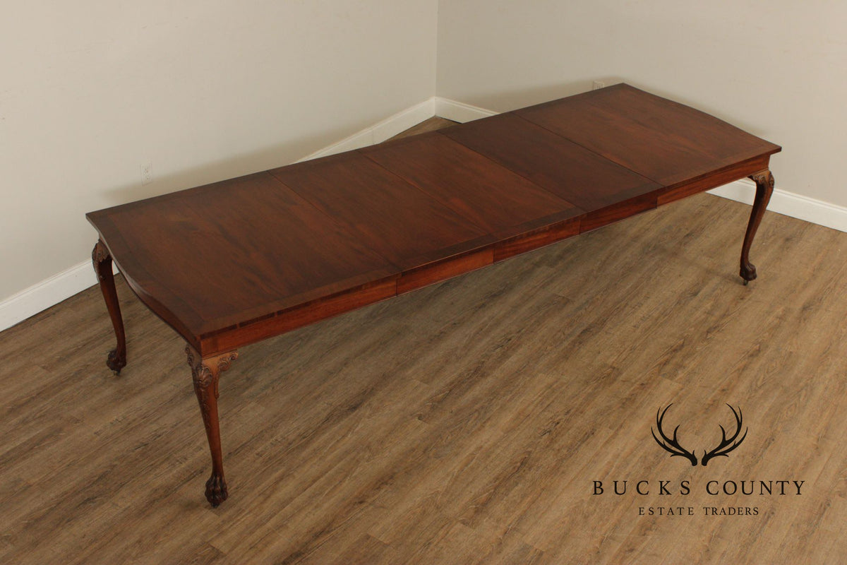 Irish Georgian Style Expandable Mahogany Dining Table