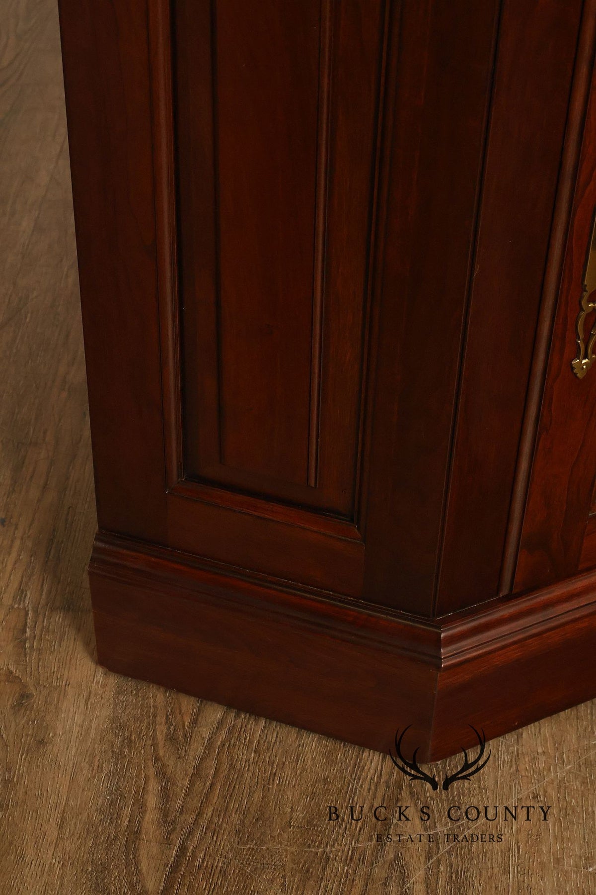 Pennsylvania House Traditional Cherry Corner China Cabinet