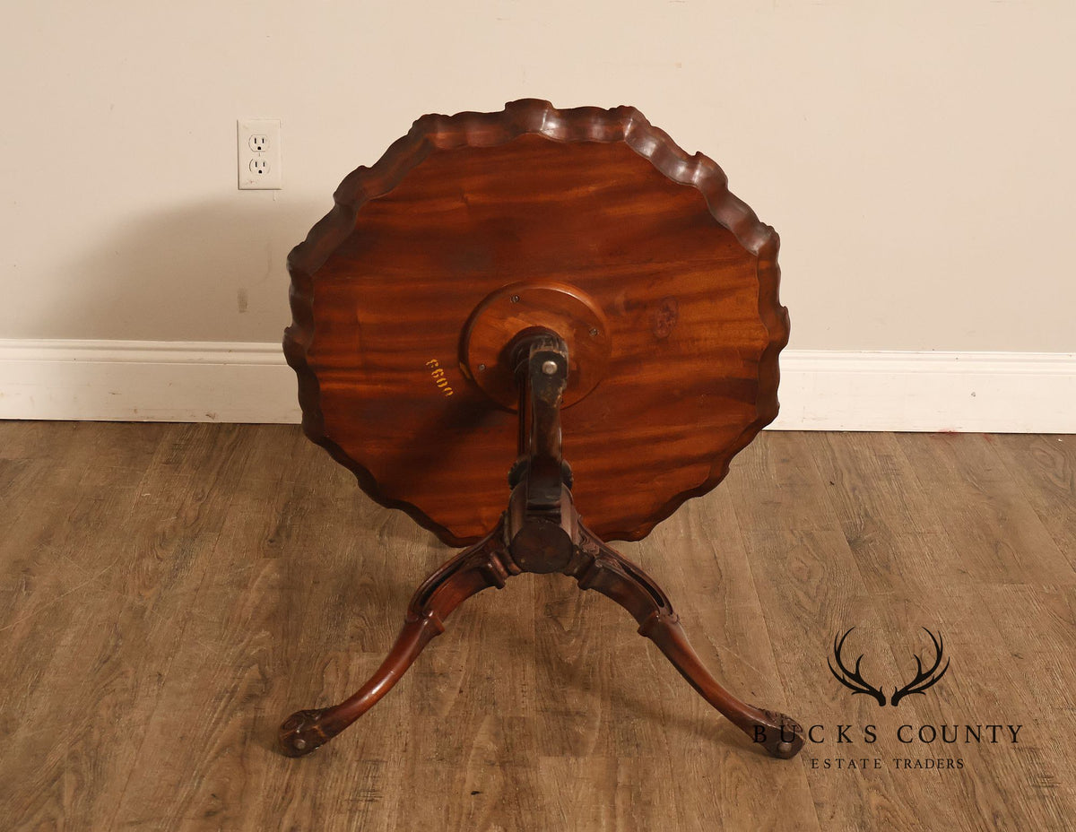 Queen Anne Style Flame Mahogany Pie Crust Top Pedestal Table