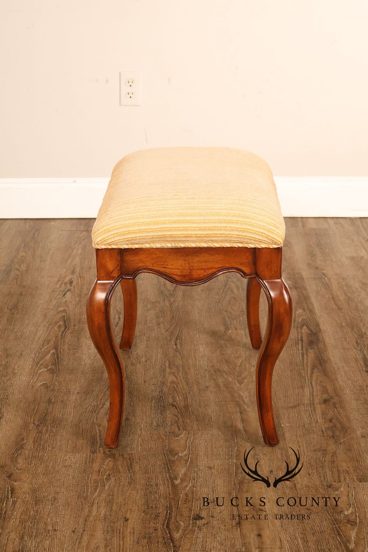 French Louis XV Style Carved Wood Vanity Stool