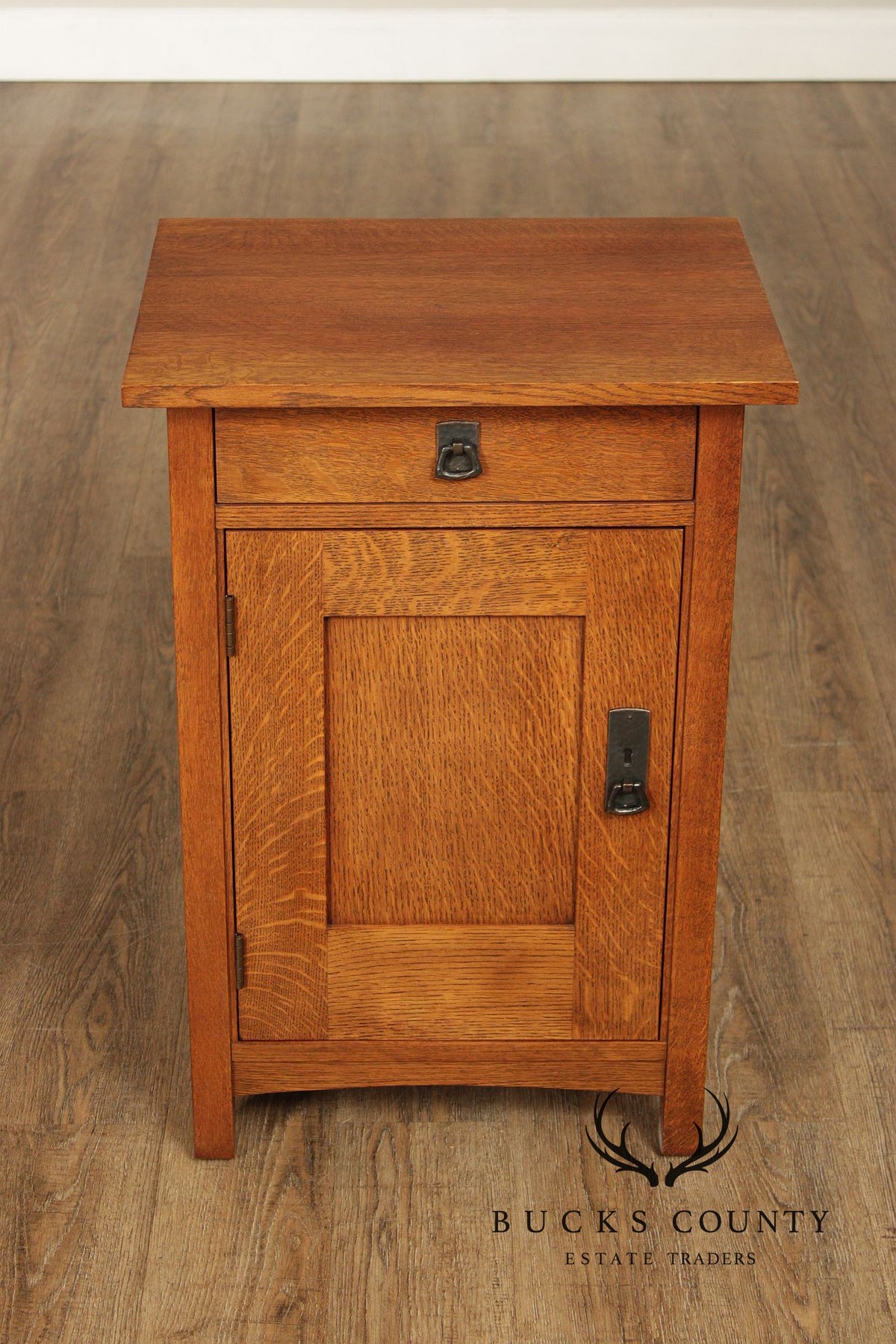 Stickley Mission Collection Oak Pair Of Cabinet Nightstands