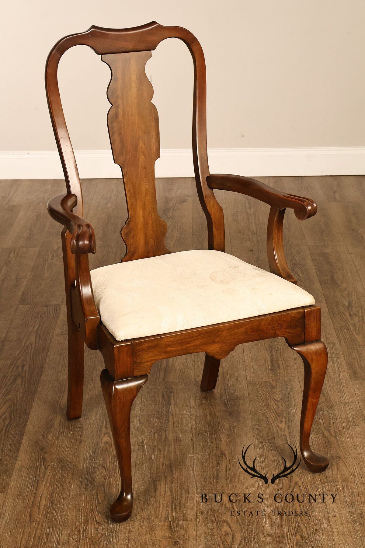 Pennsylvania House Queen Anne Style Set of Six Cherry Dining Chairs