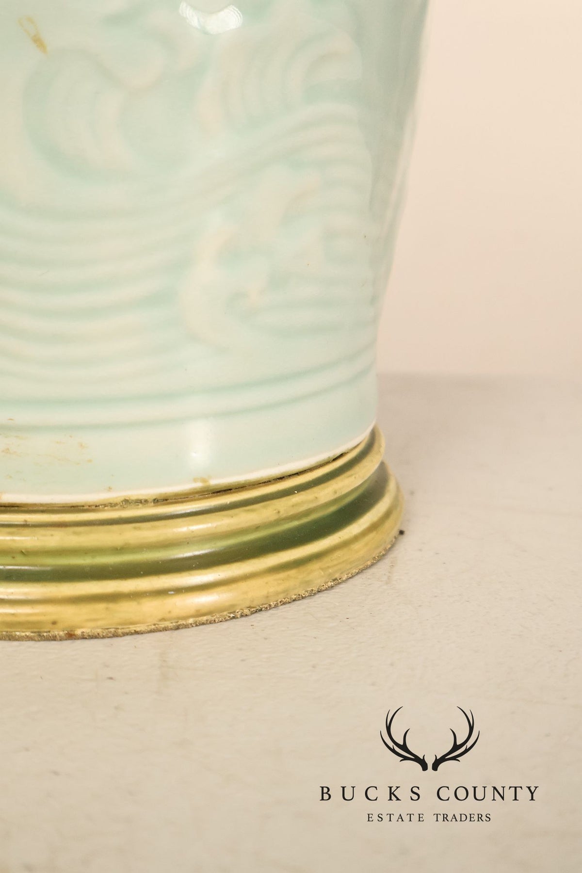 Asian Style Celadon Green Ceramic Table Lamp