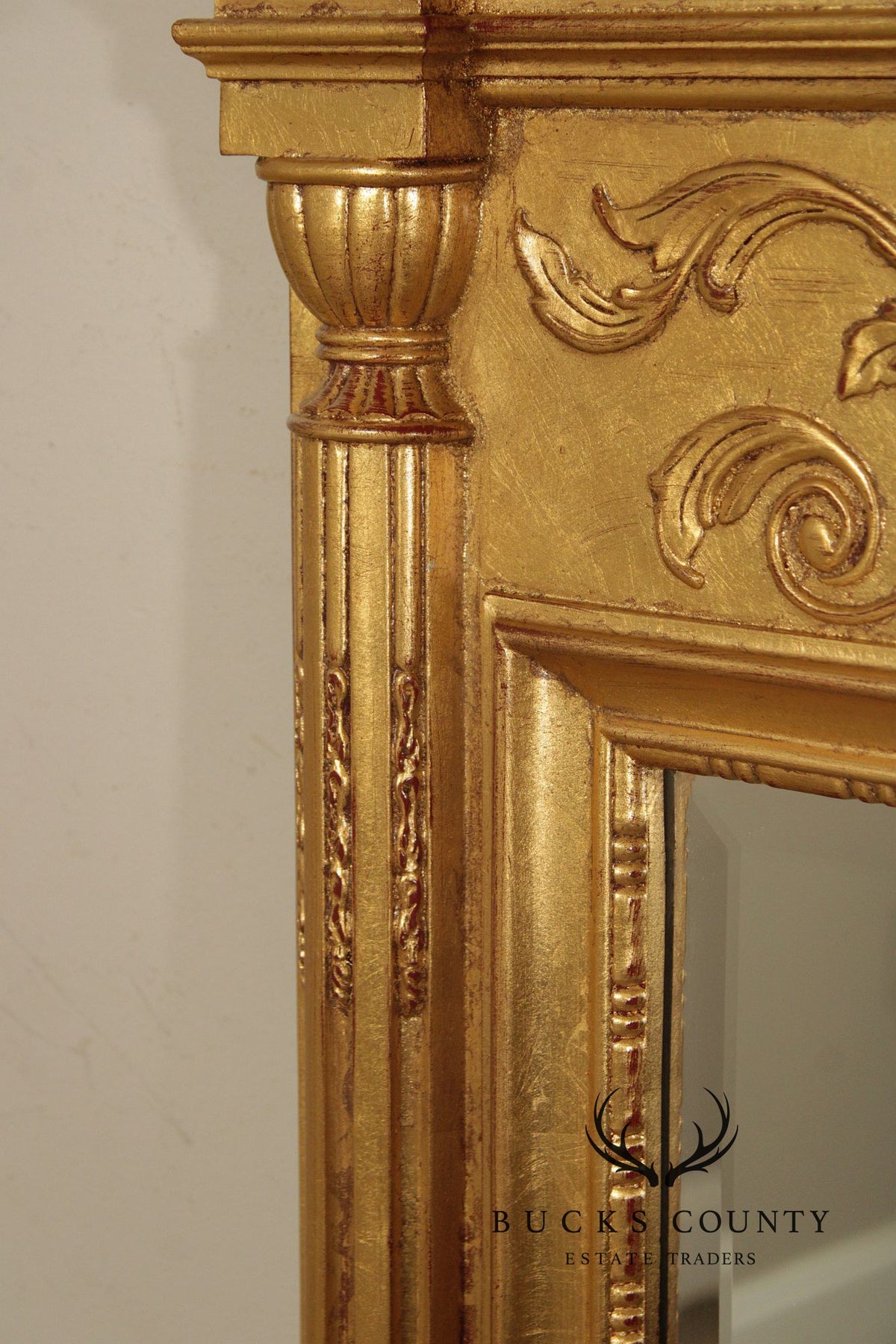 Henredon Neoclassical Style Giltwood Pier Mirror