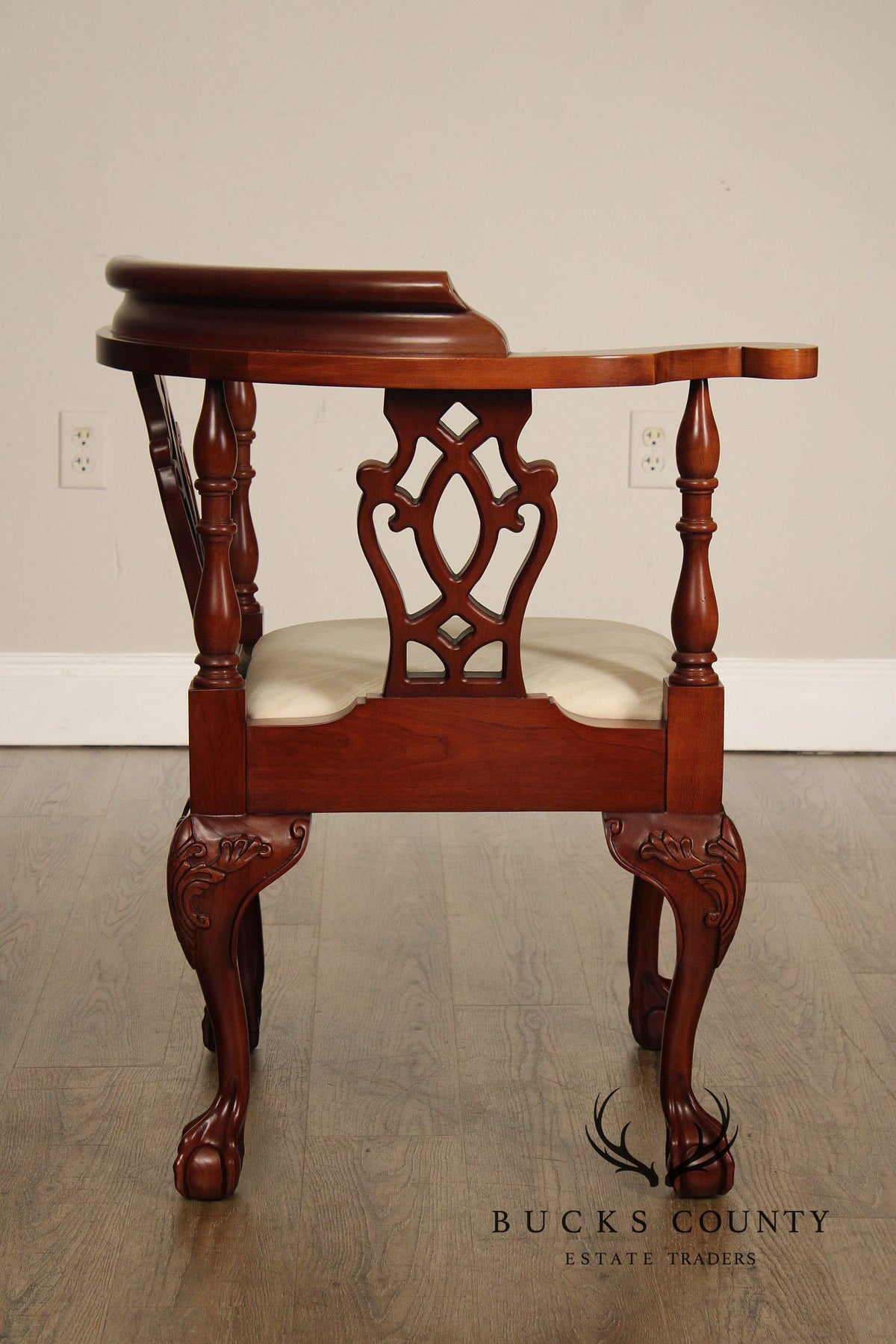 Statesville Mahogany Chippendale Style Corner Chair