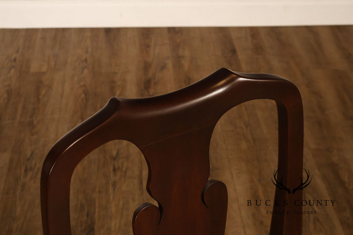 Henkel-Harris Set Of Eight Mahogany Queen Anne Dining Chairs