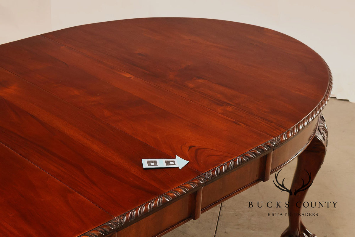 Antique Chippendale Style Mahogany Extendable Oval Dining Table
