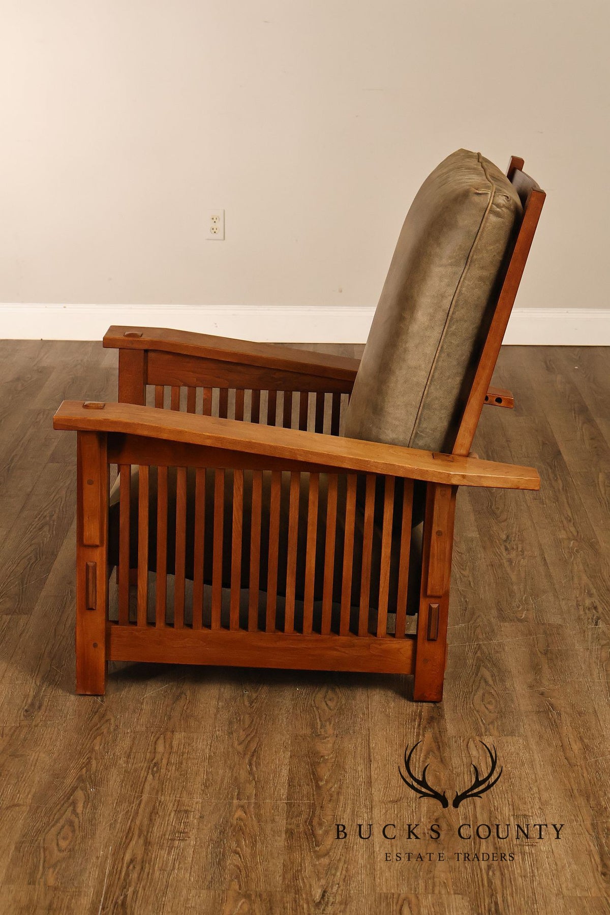 Stickley Mission Collection Cherry Spindle Morris Lounge Chair
