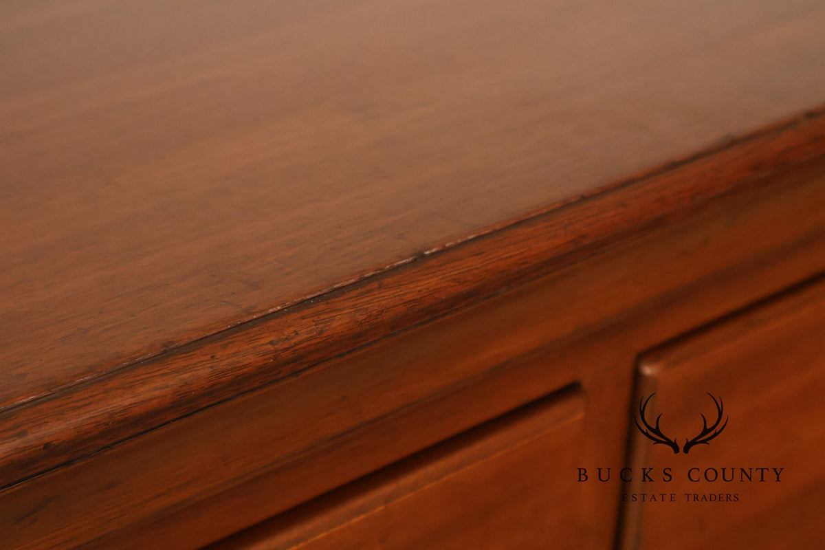 Kittinger Williamsburg Adaptation Georgian Style Mahogany Chest Of Drawers