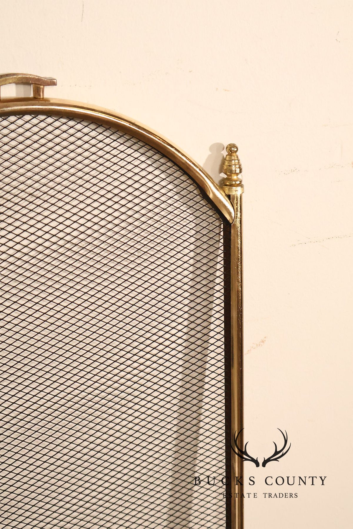 Traditional Four-Panel Arched Fireplace Screen