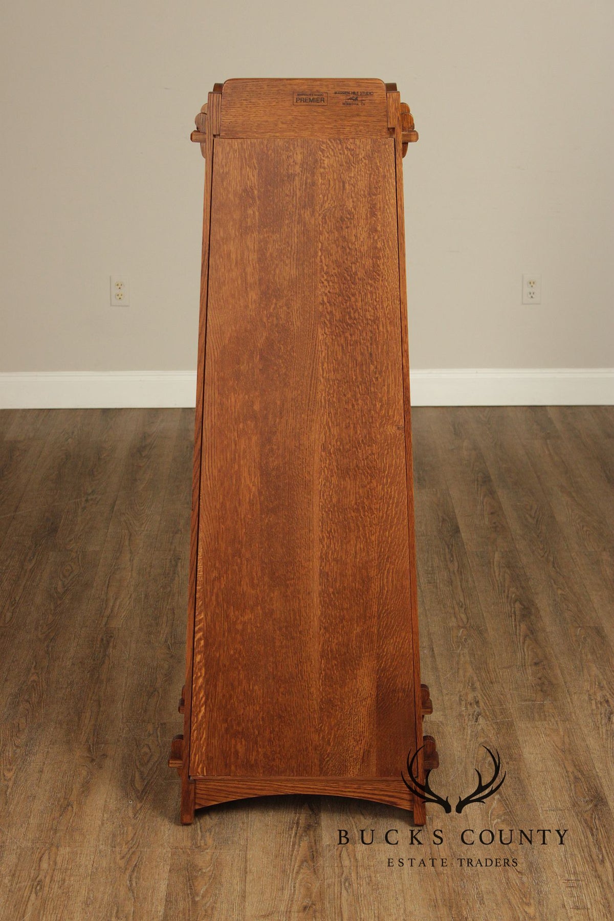 Warren Hile Studio Mission Style Quarter Sawn Oak Tapered Bookcase