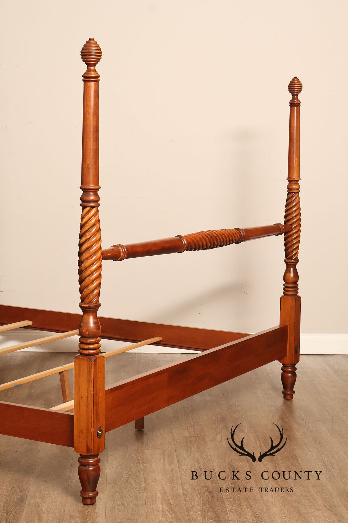 Ethan Allen Country Crossings King Size Four Poster Bedframe