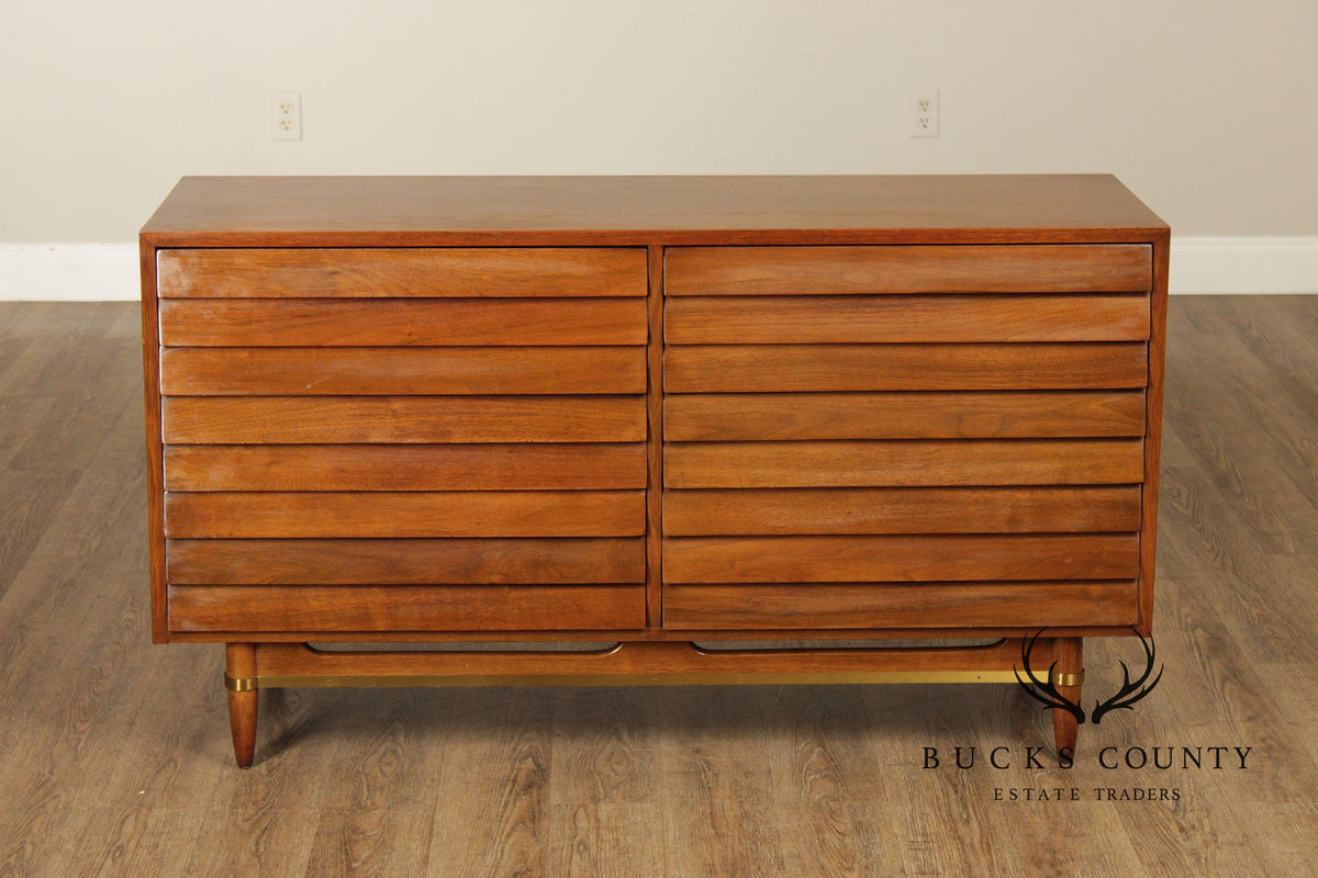 Merton Gershun For American Of Martinsville Mid-Century Modern Walnut Dresser