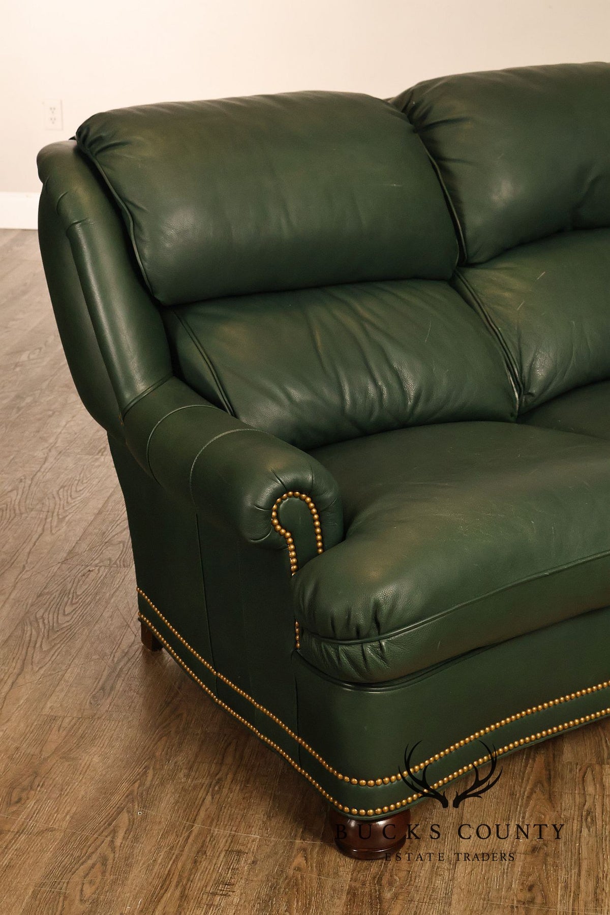 Hancock & Moore Traditional Leather Loveseat