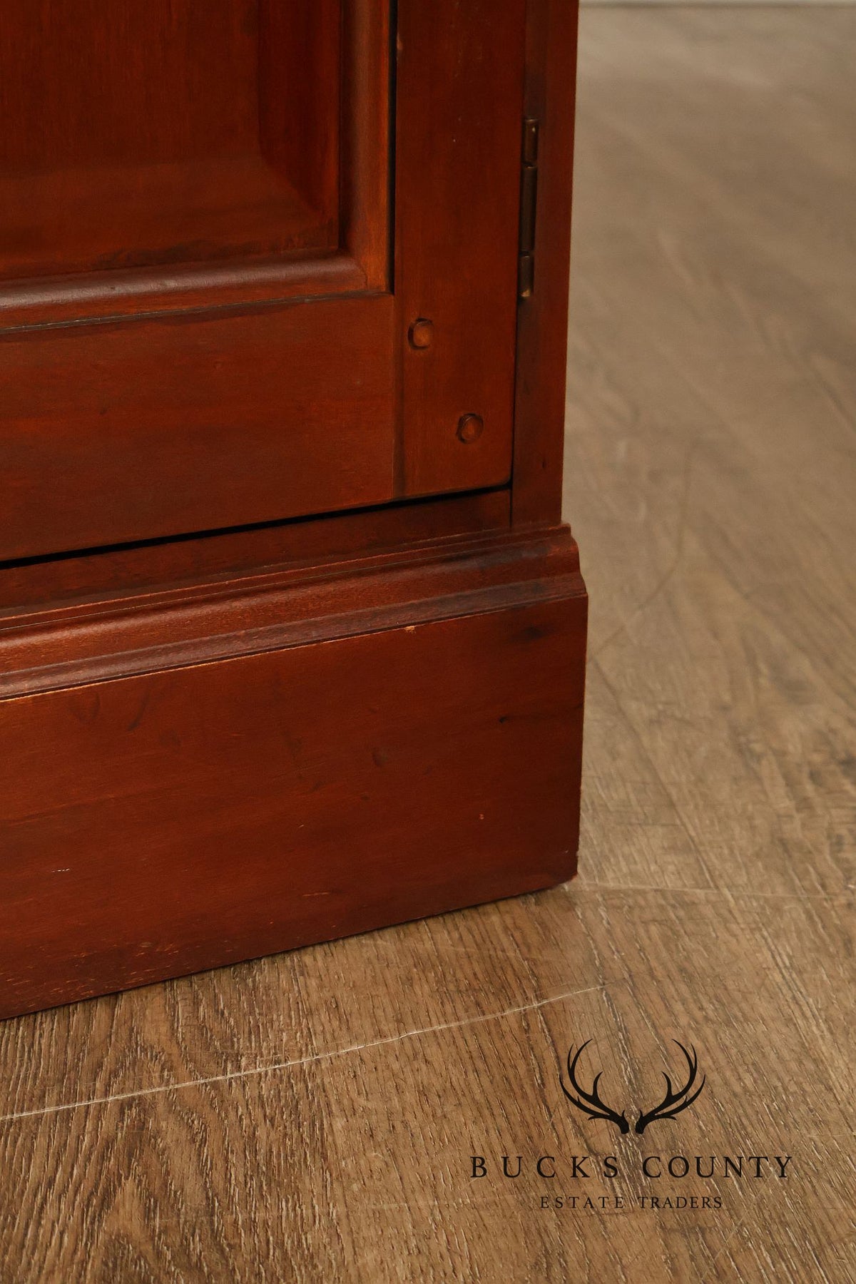 Hooker Furniture Pair Of Lighted Bookcase Display Cabinets