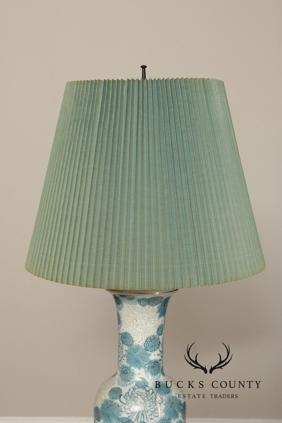 Marbro Lamp Company Asian Style Porcelain Table Lamp