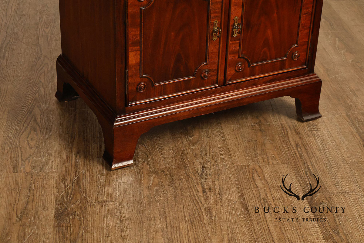 Century Furniture Georgian Style Mahogany Nightstand