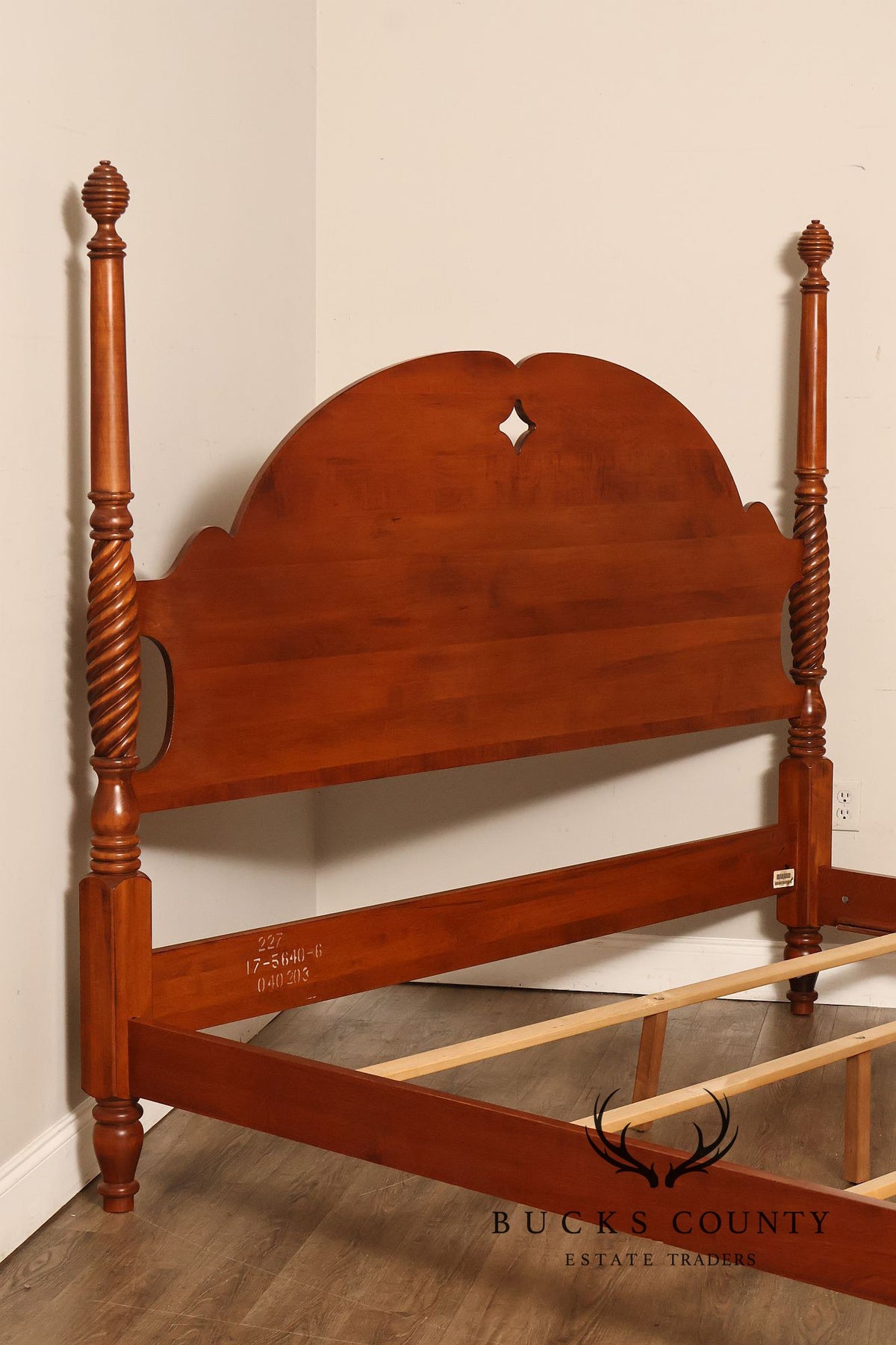 Ethan Allen Country Crossings King Size Four Poster Bedframe