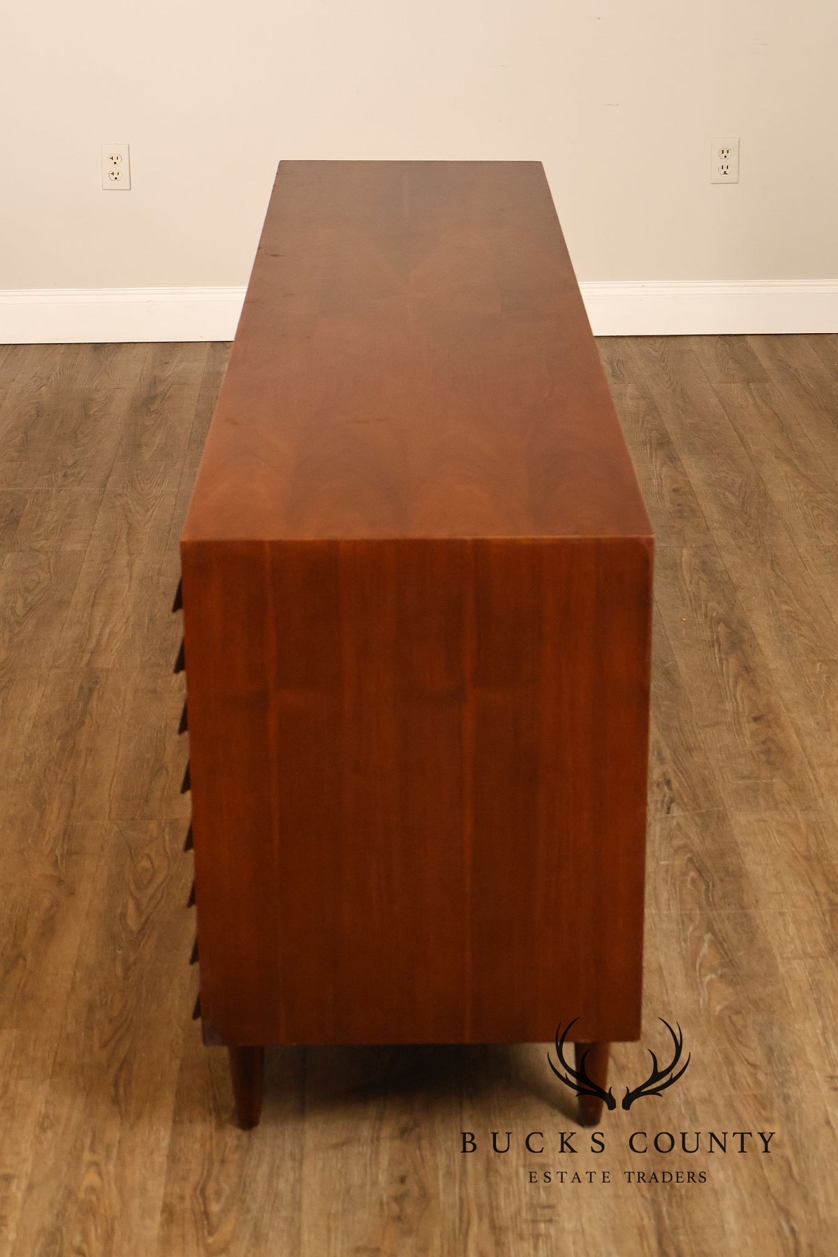 Merton Gershun For American Of Martinsville Mid Century Modern Walnut Lowboy Dresser