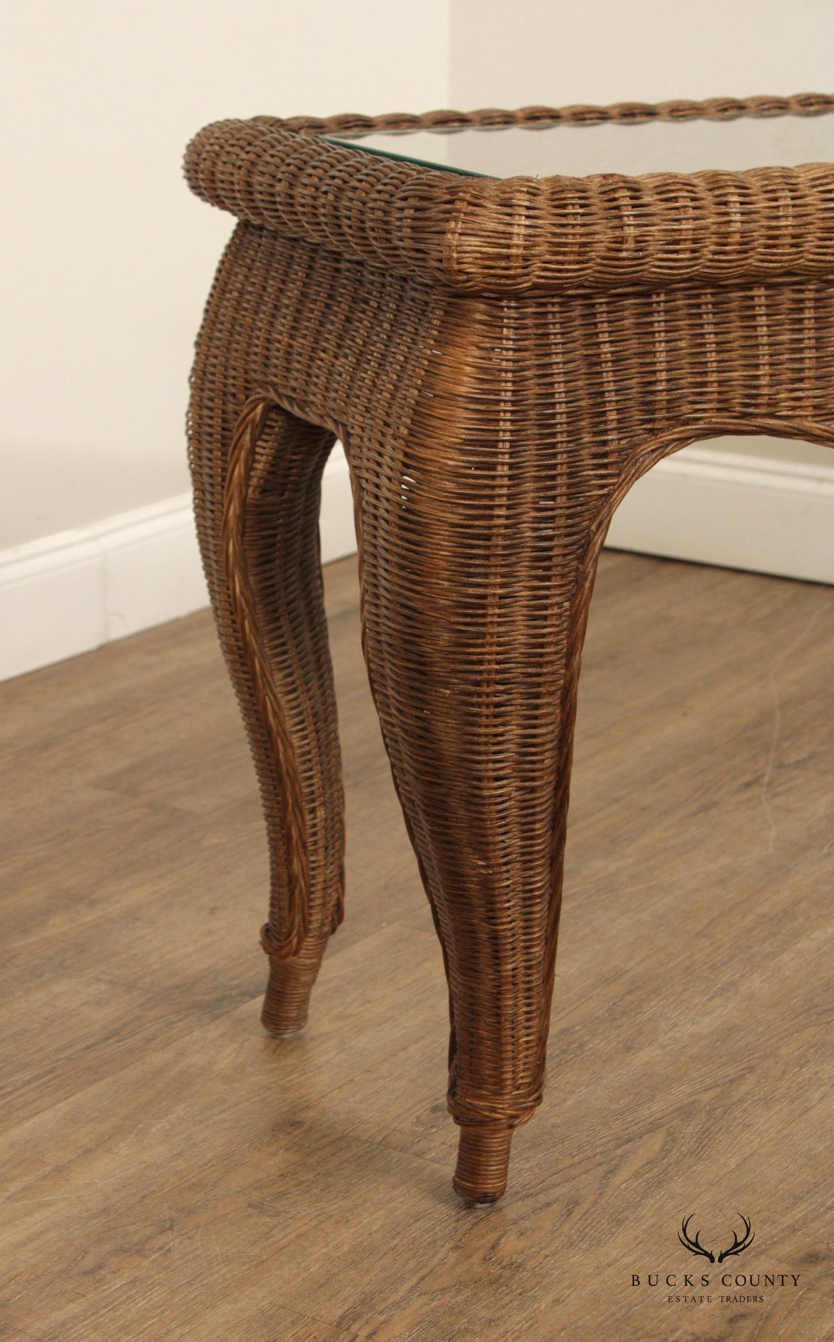 ETHAN ALLEN VICTORIAN STYLE VINTAGE WICKER CONSOLE TABLE