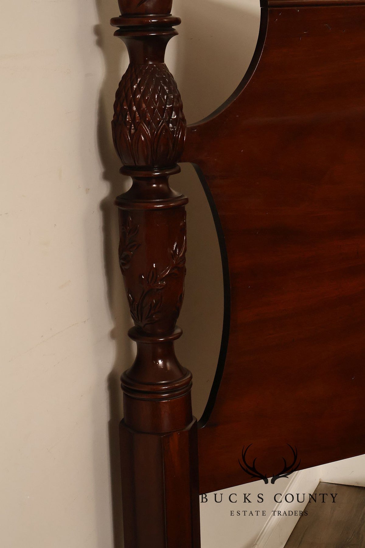 Lexington Furniture Carved Mahogany King Four Poster Bed
