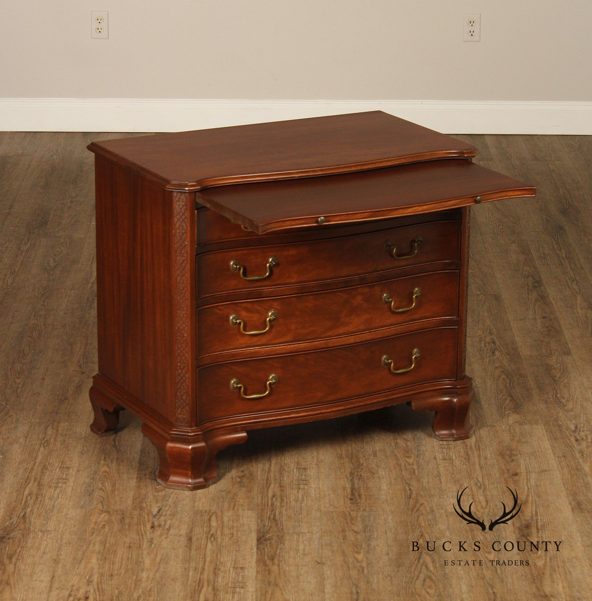 George III Style Mahogany Serpentine Front Chest Of Drawers