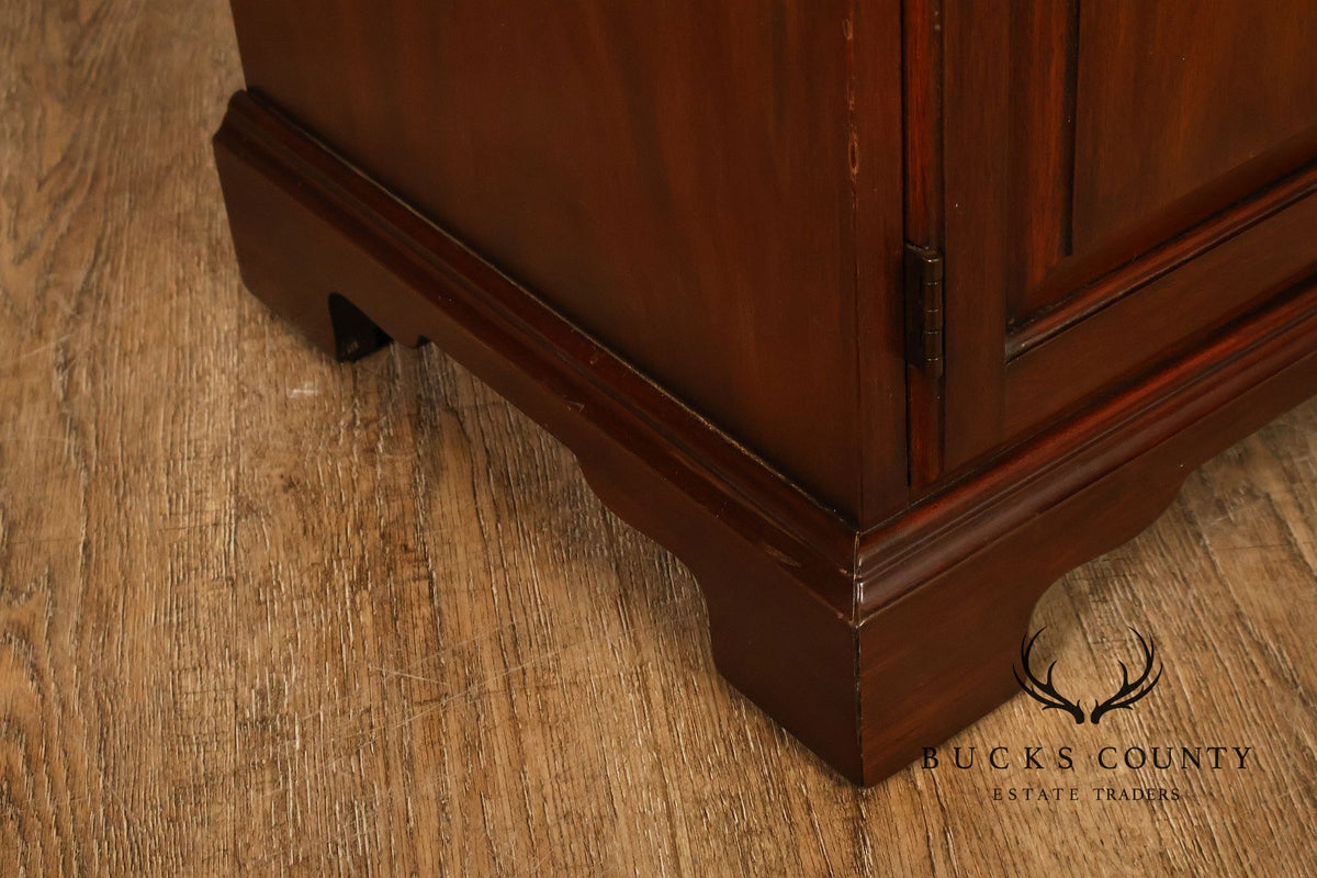 Henkel Harris Mahogany Pair of Nightstands