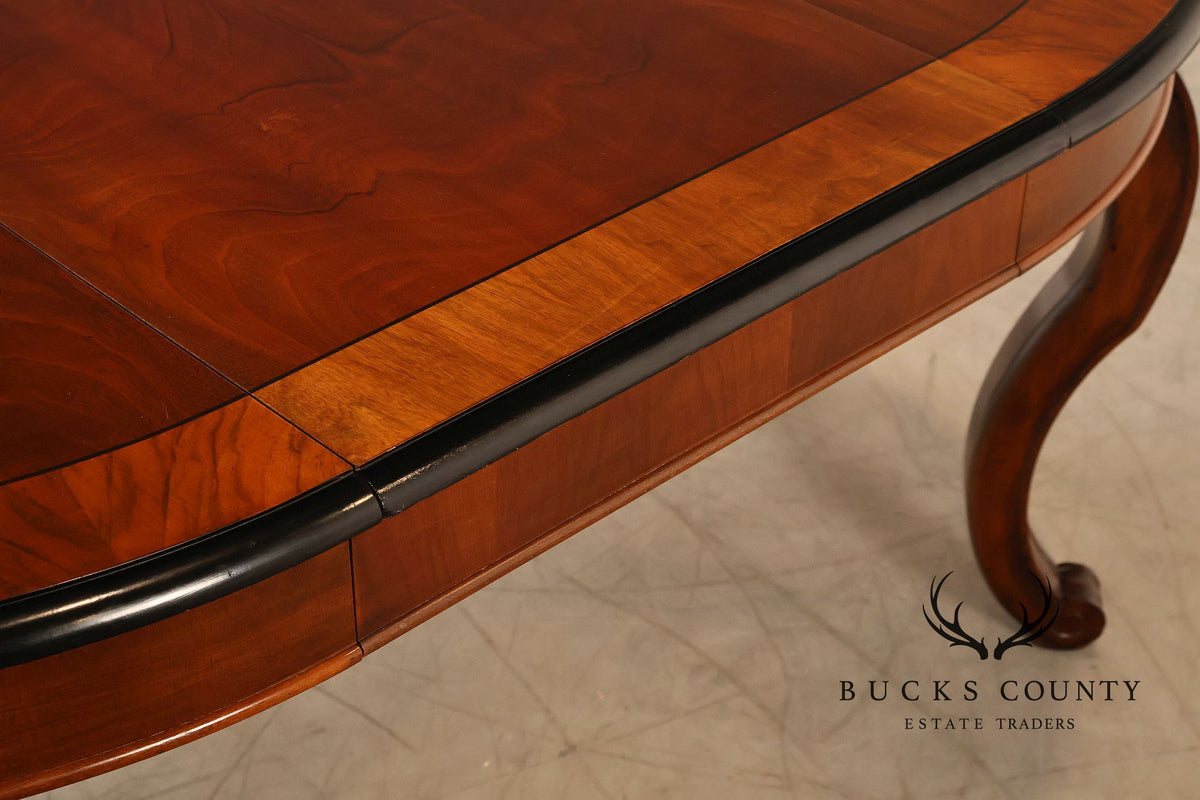 Traditional Round Mahogany Dining Table With Leaf And Banded Top