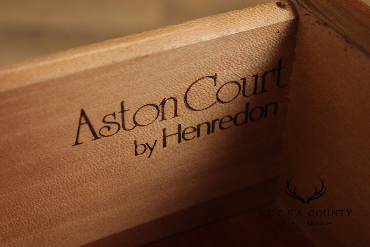 Henredon Aston Court Pair Of Mahogany Nightstands