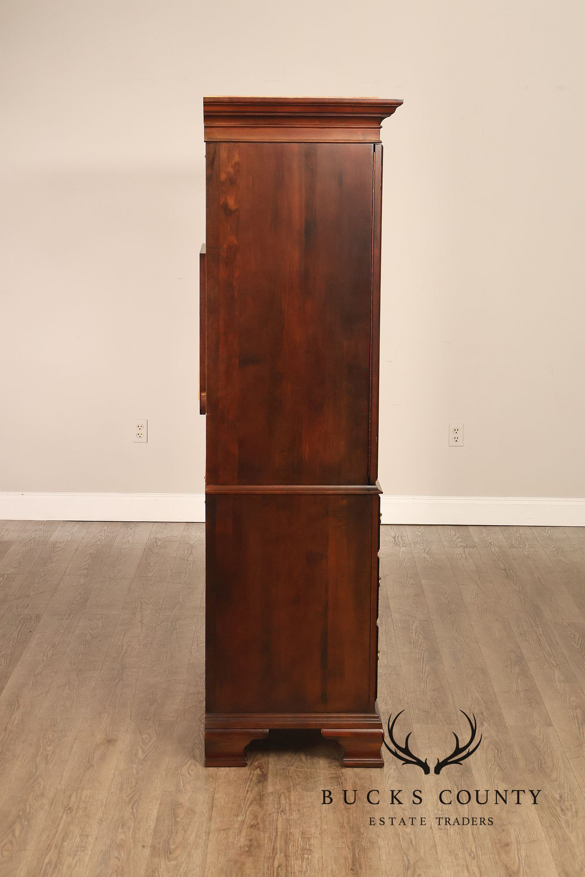 Kincaid Furniture Traditional Cherry Gentleman’s Chest Armoire