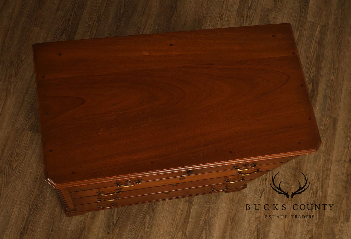 Kittinger Colonial Williamsburg Mahogany Chest Of Drawers