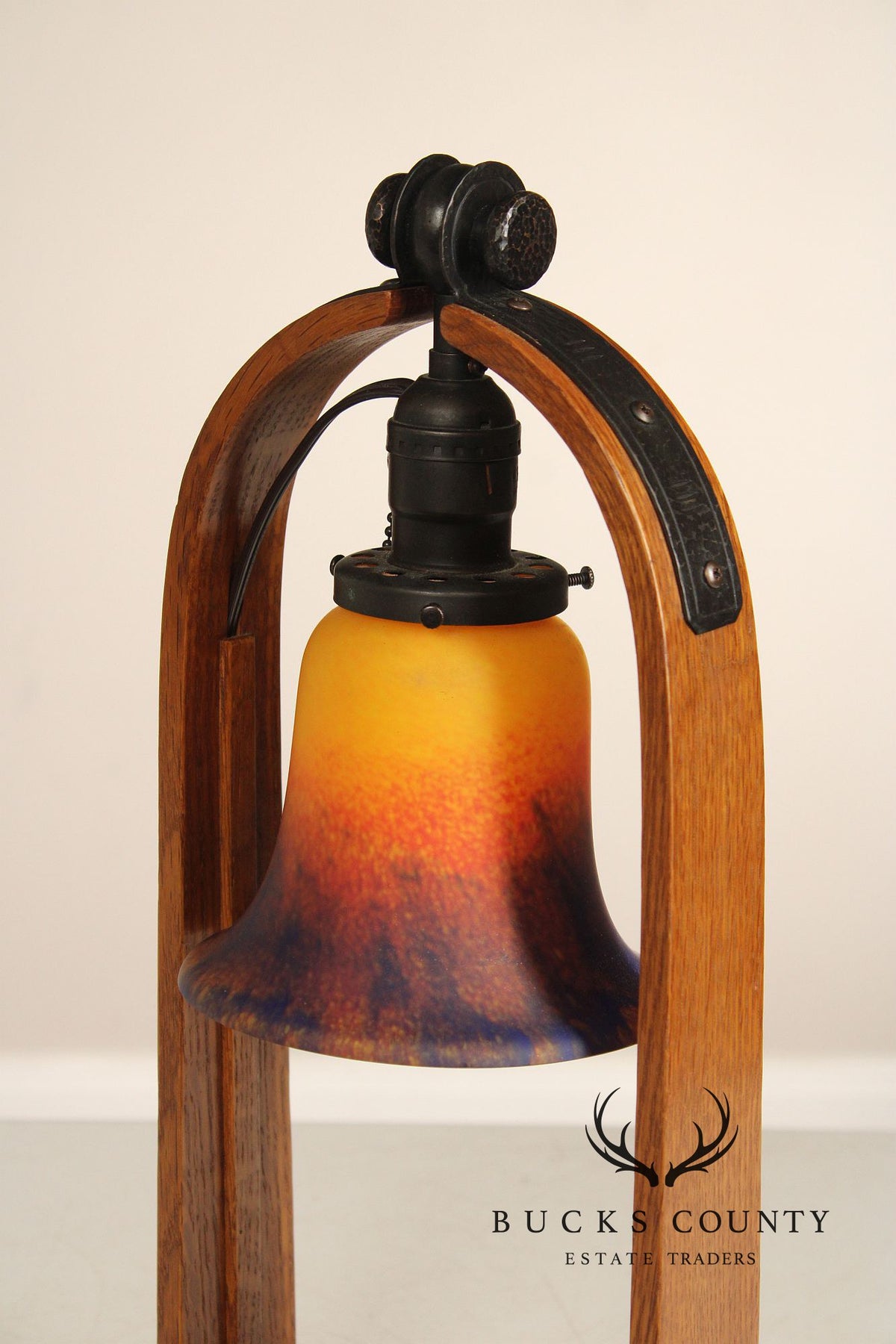 Stickley Mission Collection Oak Table Lamp With Art Glass Shade