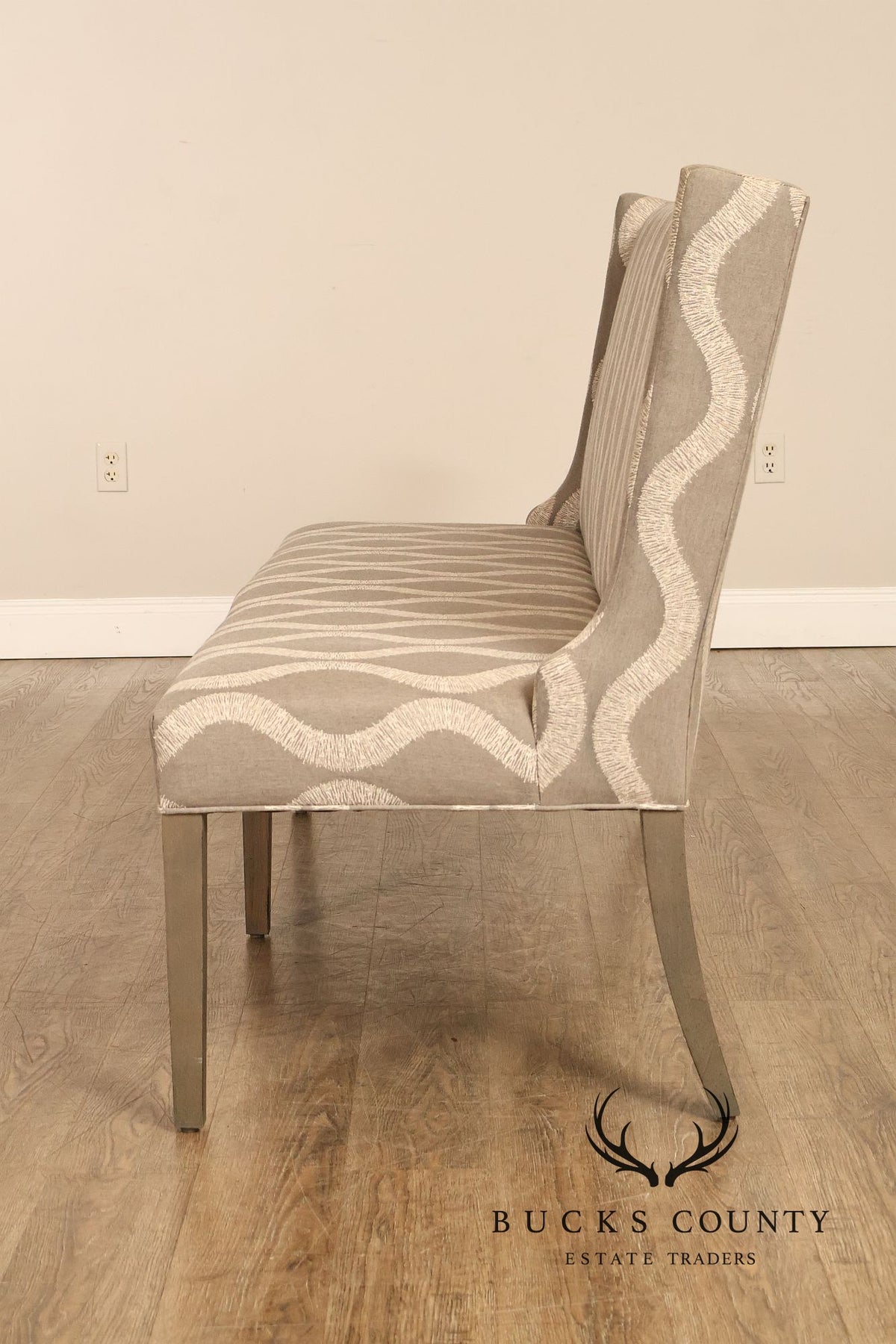 Bassett Brooke Collection Wing Back Banquette Geometric Upholstered Bench