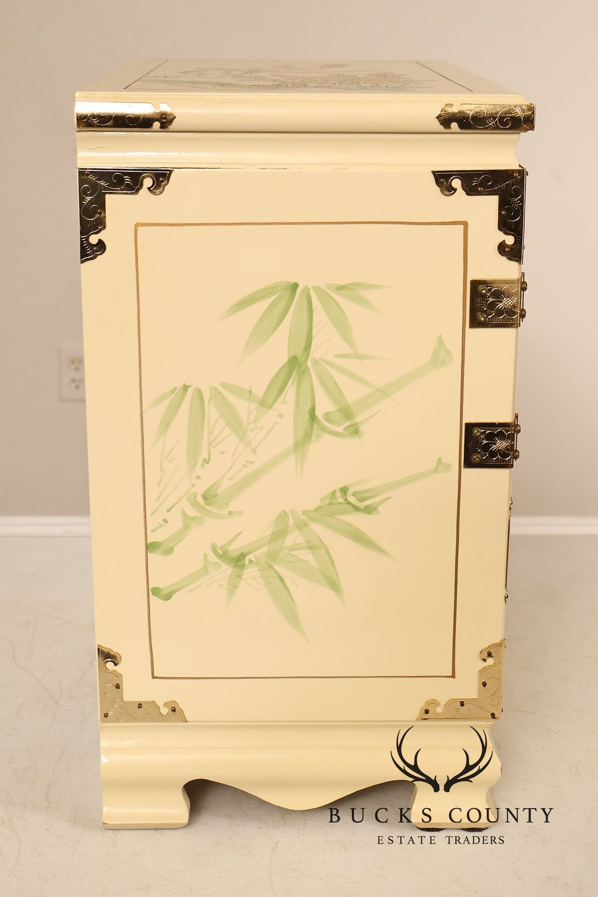 Painted Chinoiserie Style Pair Of Jewelry Chest