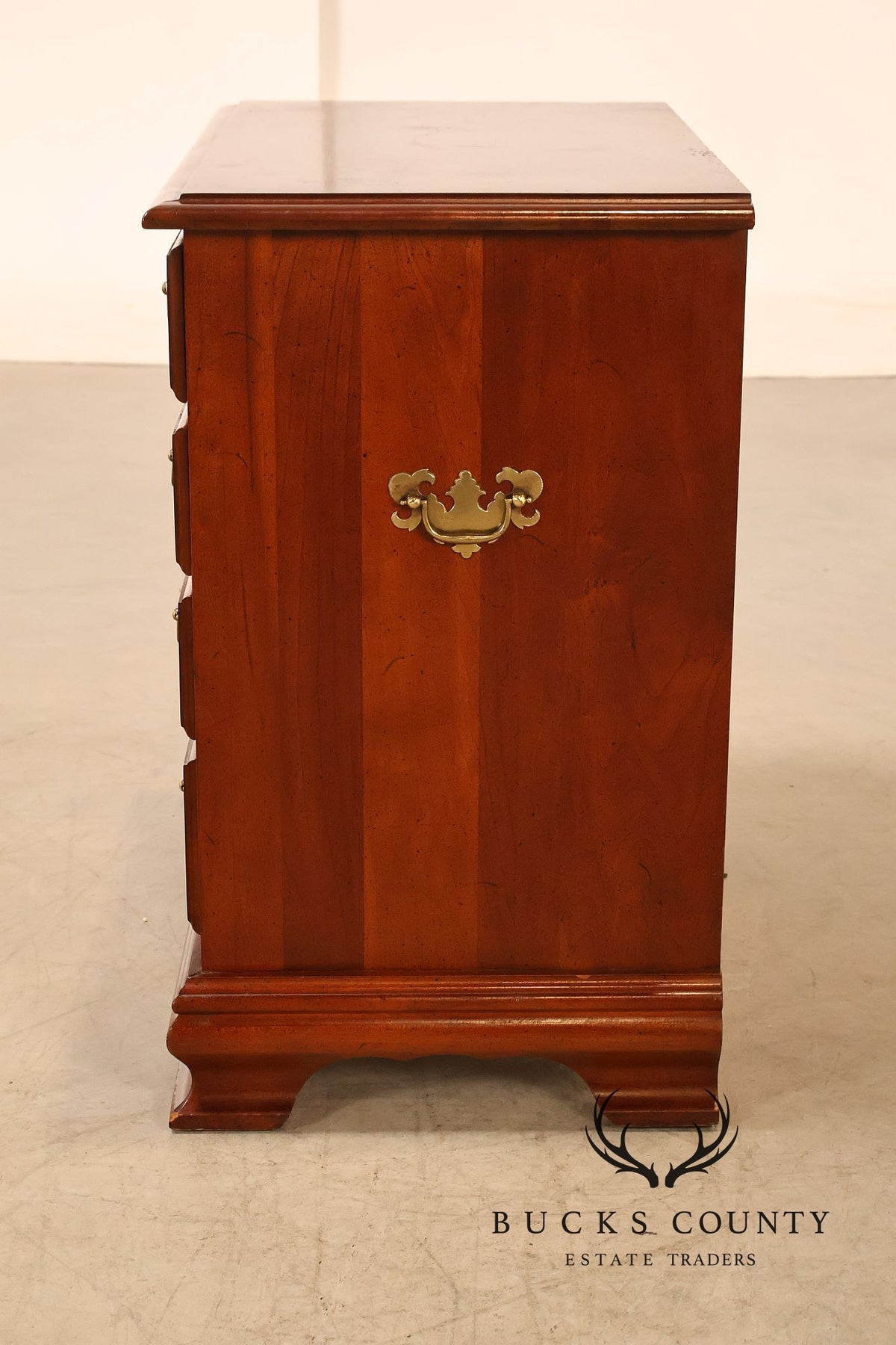 Traditional Pair Of Cherry Four Drawer Bachelor’s Chests