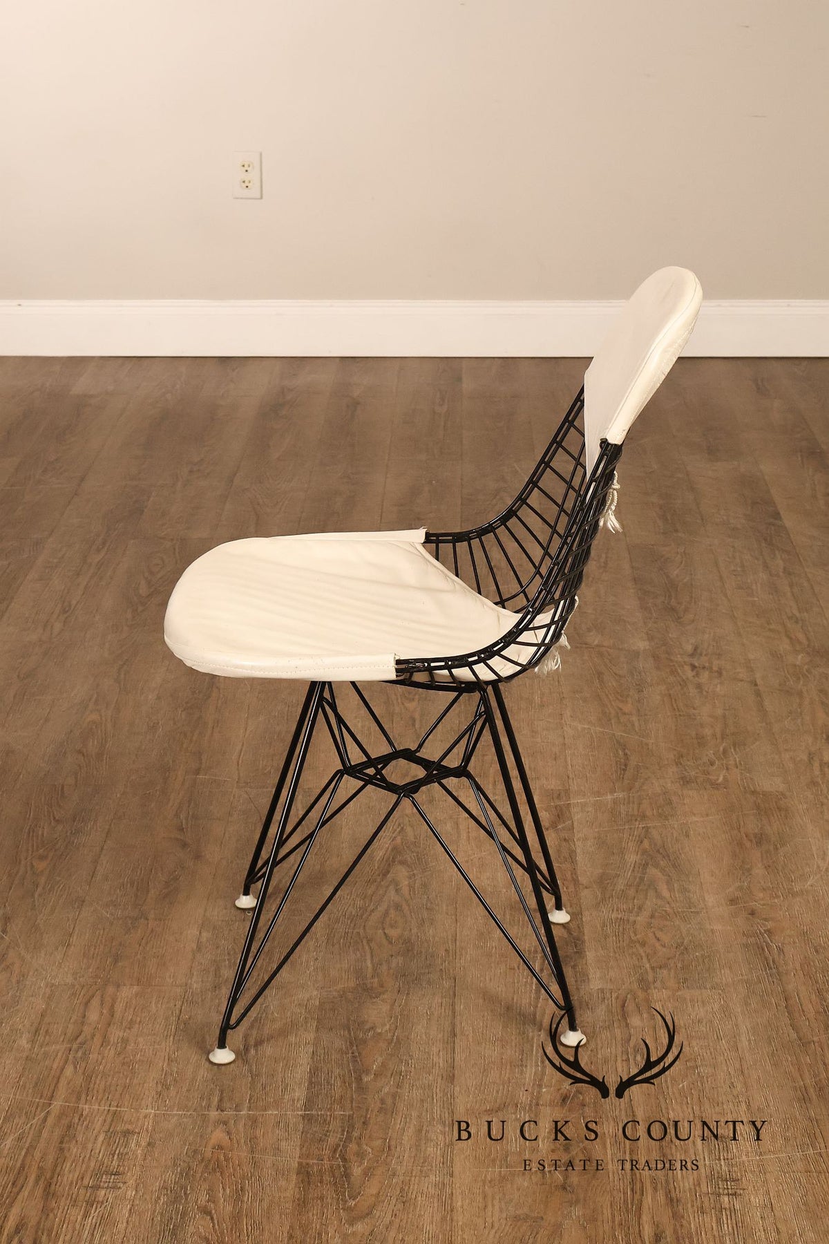 Herman Miller Eames Mid Century Modern Wire Chair